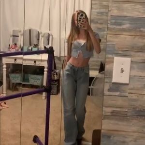 Meet your Posher, Rina